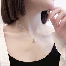 Lade das Bild in den Galerie-Viewer, S925 Silver Necklace Classic Mother Day Gift for Women and Girls Geometric Circle
