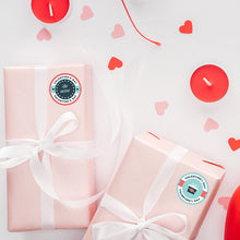 Load image into Gallery viewer, 2x500pcs Christmas Xmas Valentine&#39;s Day Valentine&#39;s Day Sticker Envelope Packaging Bag Gift Label tape
