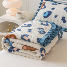 Load image into Gallery viewer, Autumn and Winter Thickening Milk Fiber Three-Piece Quilted Crystal Velvet Lace Thermal Blanket Bed Sheet
