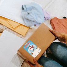 Lade das Bild in den Galerie-Viewer, 250PCs New 6 Designs Square Merry Christmas Christmas Label Gift Stickers tape
