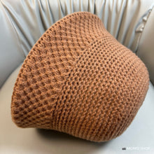 Lade das Bild in den Galerie-Viewer, Warm Winter Knit Beanie Hats Bucket Hat Fashion All-Match Bucket Spring and Autumn Unisex
