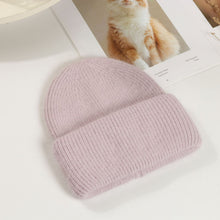 Lade das Bild in den Galerie-Viewer, Warm Winter Knit Beanie Hats Women's Autumn Korean Style All-Matching Pullover Thickened Unisex
