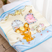 Lade das Bild in den Galerie-Viewer, Babies' Woolen Blanket Double Layer Spring and Autumn Photography Raschel Cartoon Small Cloud Blanket
