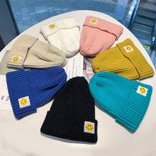 Lade das Bild in den Galerie-Viewer, Warm Winter Knit Beanie Hats Rosex round Face Winter Wool Women Patch Smiley Face Korean Style All-Match Unisex
