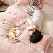Load image into Gallery viewer, Winter Thickened Double-Layer Shell Velvet Blanket Quilt Cover Flannel Milk Fiber Fleece Cover Blanket
