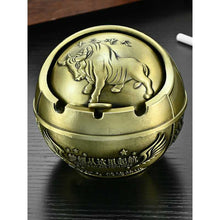 Load image into Gallery viewer, Ashtray Creative Personalized Trend Lid Large Retro Prevent Fly Ash Ashtray

