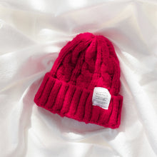 Lade das Bild in den Galerie-Viewer, Warm Winter Knit Beanie Hats Pure Color Japanese Twisted Woolen Yarn Women Korean Style Unisex
