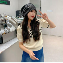 Lade das Bild in den Galerie-Viewer, Warm Winter Knit Beanie Hats Women  Versatile Student Good-looking Street Toe Cap Unisex
