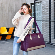 Lade das Bild in den Galerie-Viewer, Women's Travel Bag Korean Travel Men's Large Crossbody Handbag
