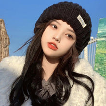 Lade das Bild in den Galerie-Viewer, Warm Winter Knit Beanie Hats New Style Women's Japanese Closed Toe Autumn All-Match Fashion Wool Unisex
