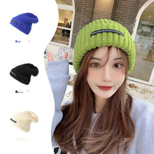 Lade das Bild in den Galerie-Viewer, Warm Winter Knit Beanie Hats Versatile out Pullover Cold Thickened Ear Protection Wool for Women Unisex
